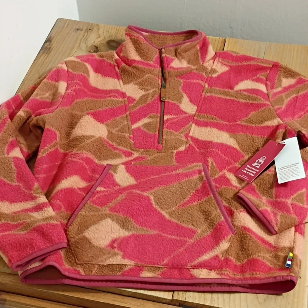 Sherpa Uddesya Sherpa Quarter Zip Fleece Minerla Red Himalaya Size M NWT